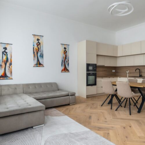 Arany János utca, V. kerület – Teljes körű lakásfelújítás