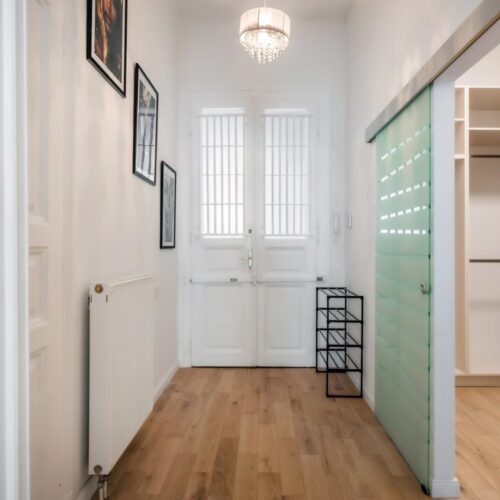 Arany János utca, V. kerület – Teljes körű lakásfelújítás